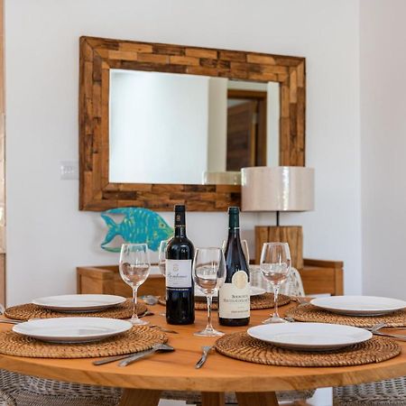 West Wood Holiday Apartment, C6 - Flic En Flac With Pool At A Quiet Location, Beautifully Decorated And Close To The Beach Flic en Flac Exterior foto