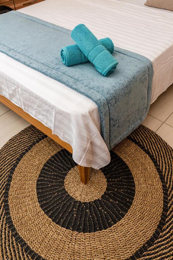 West Wood Holiday Apartment, C6 - Flic En Flac With Pool At A Quiet Location, Beautifully Decorated And Close To The Beach Flic en Flac Exterior foto